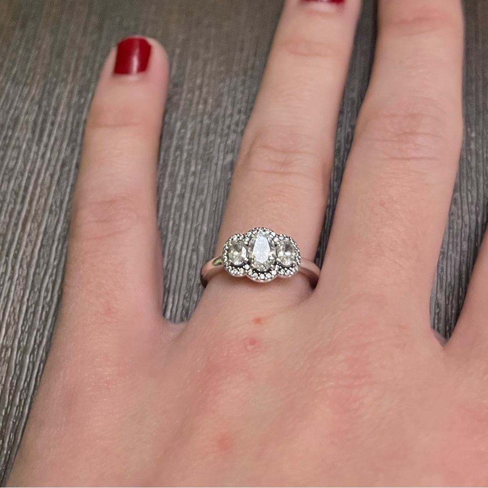 Brand New Pandora Ring!! Never worn and in excellent condition!!